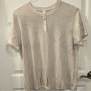lululemon athletica Beige Patterned Short Sleeve Tee